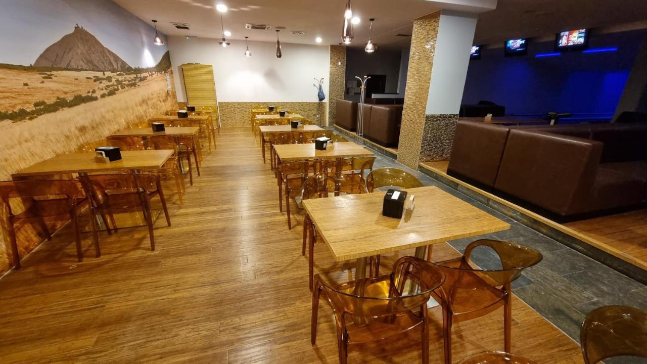 Motel Olympland Trutnov Dış mekan fotoğraf